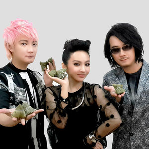 歌手F.I.R.飞儿乐团的图片