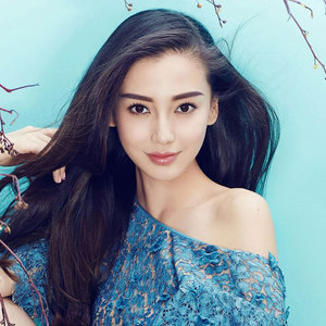 歌手杨颖的图片