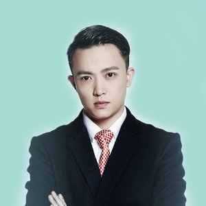 歌手邓入比的图片
