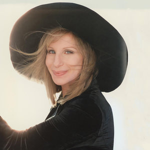歌手Barbra Streisand的图片