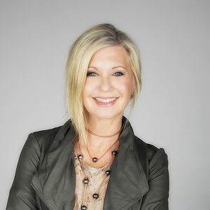 歌手Olivia Newton-John的图片